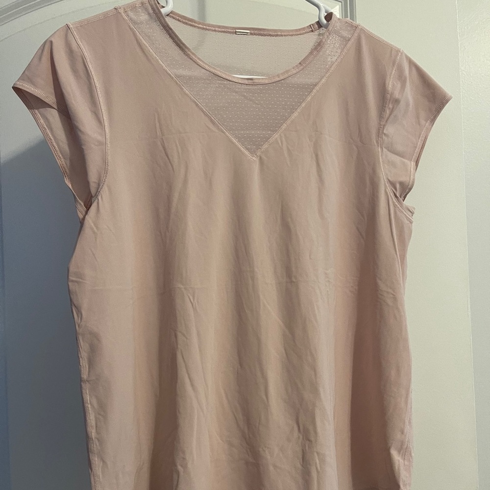 Lululemon top